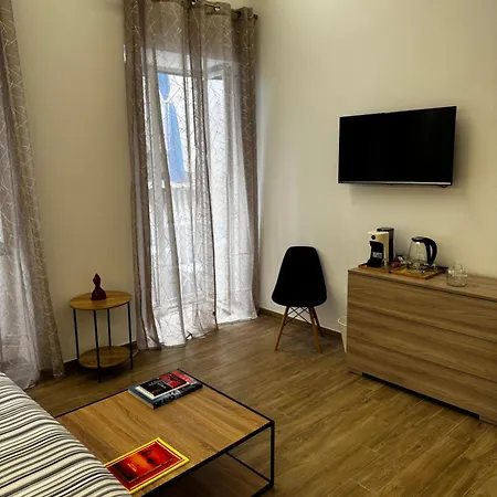 Terno Su Sanita Oda ve Kahvaltı *