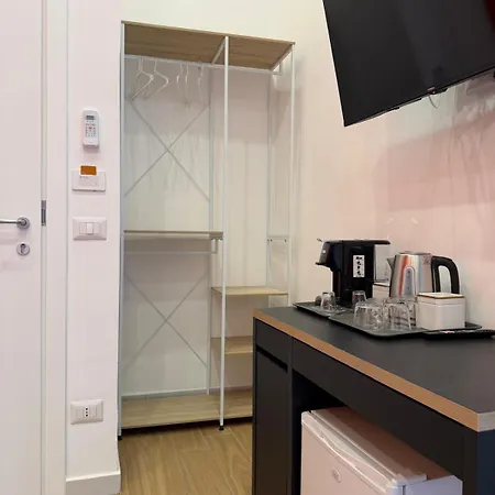 Terno Su Sanità Couette-café Naples